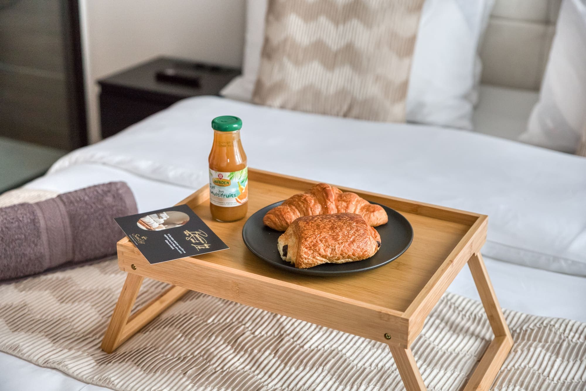 Petit déjeuner au lit